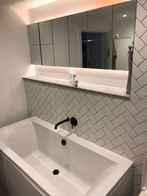 New Town House With *Free Allocated Parking* Διαμέρισμα Μπράιτον Εξωτερικό φωτογραφία